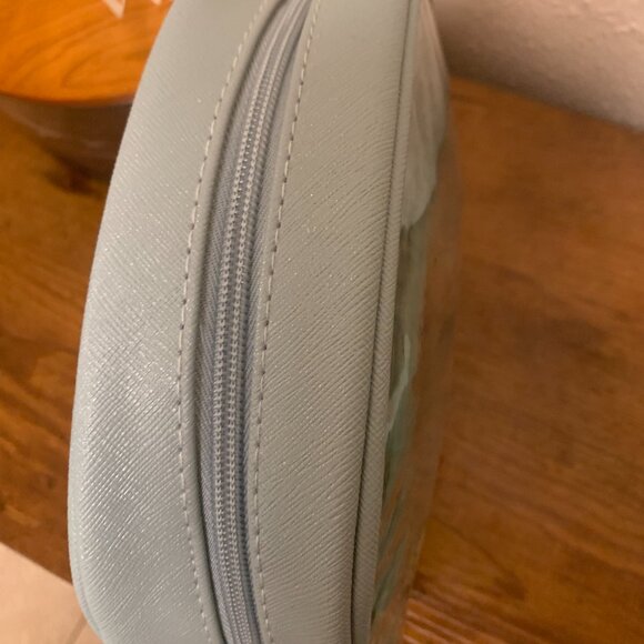 Disney Loungefly the Little Mermaid Travel Vanity Bag Pouch - Picture 7 of 11